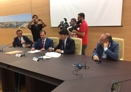 Sviluppo del corridoio intermodale Tirreno Centrale- Adriatico Meridionale: i presidenti delle AdSP Mar Adriatico Meridionale e AdSP Mar Tirreno Centro Settentrionale sottoscrivono un accordo di collaborazione