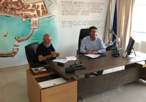 AdSP e Comune di Civitavecchia, siglato l’accordo per il navettamento dei crocieristi