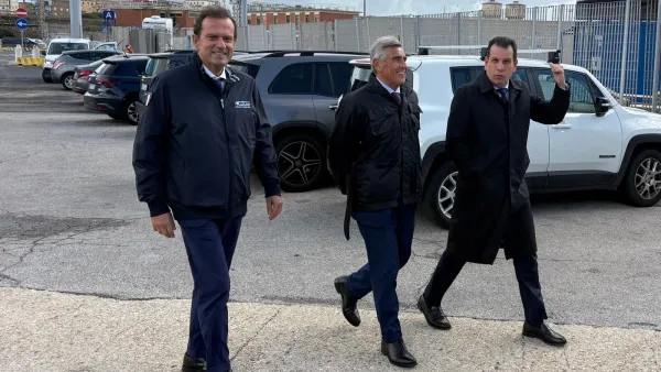 Il presidente di Assoporti Roberto Petri in visita al porto di Civitavecchia Il presidente di Assoporti Roberto Petri in visita al porto di Civitavecchia