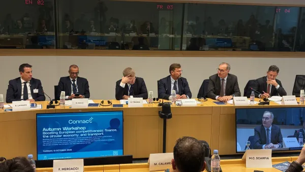 Missione a Bruxelles, Latrofa porta in Europa le priorità del porto di Civitavecchia: «Obiettivi ambiziosi, ma servono le risorse per raggiungerli» Missione a Bruxelles, Latrofa porta in Europa le priorità del porto di Civitavecchia: «Obiettivi ambiziosi, ma servono le risorse per raggiungerli»